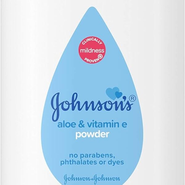 Johnson's Baby Naturally Derived Cornstarch Baby Powder with Aloe and Vitamin E for Delicate Skin I 1.5 oz